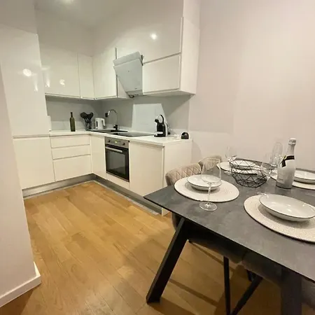 Naomi Znjan Appartement Split