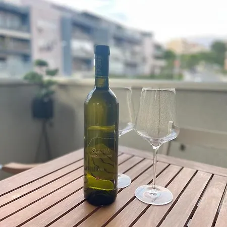 Naomi Znjan Apartament
